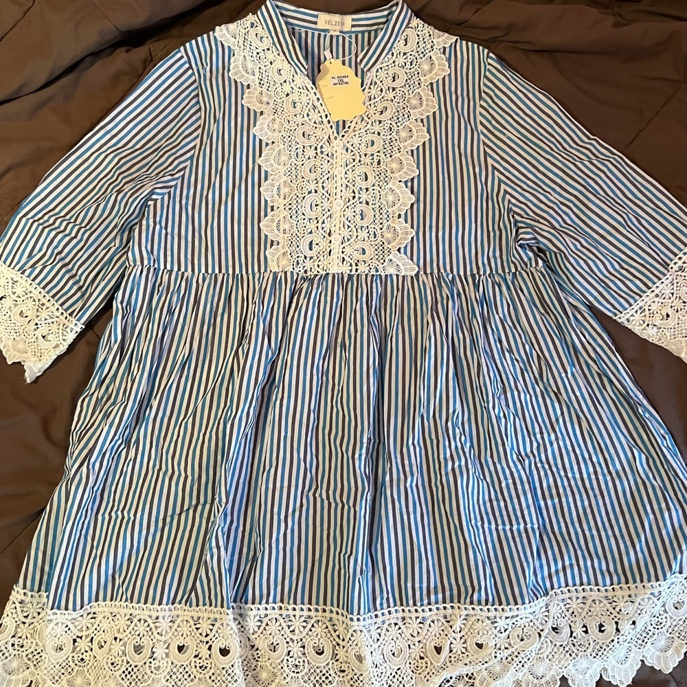 Velzera Turquoise & Navy striped tunic w/white lace 1XL
